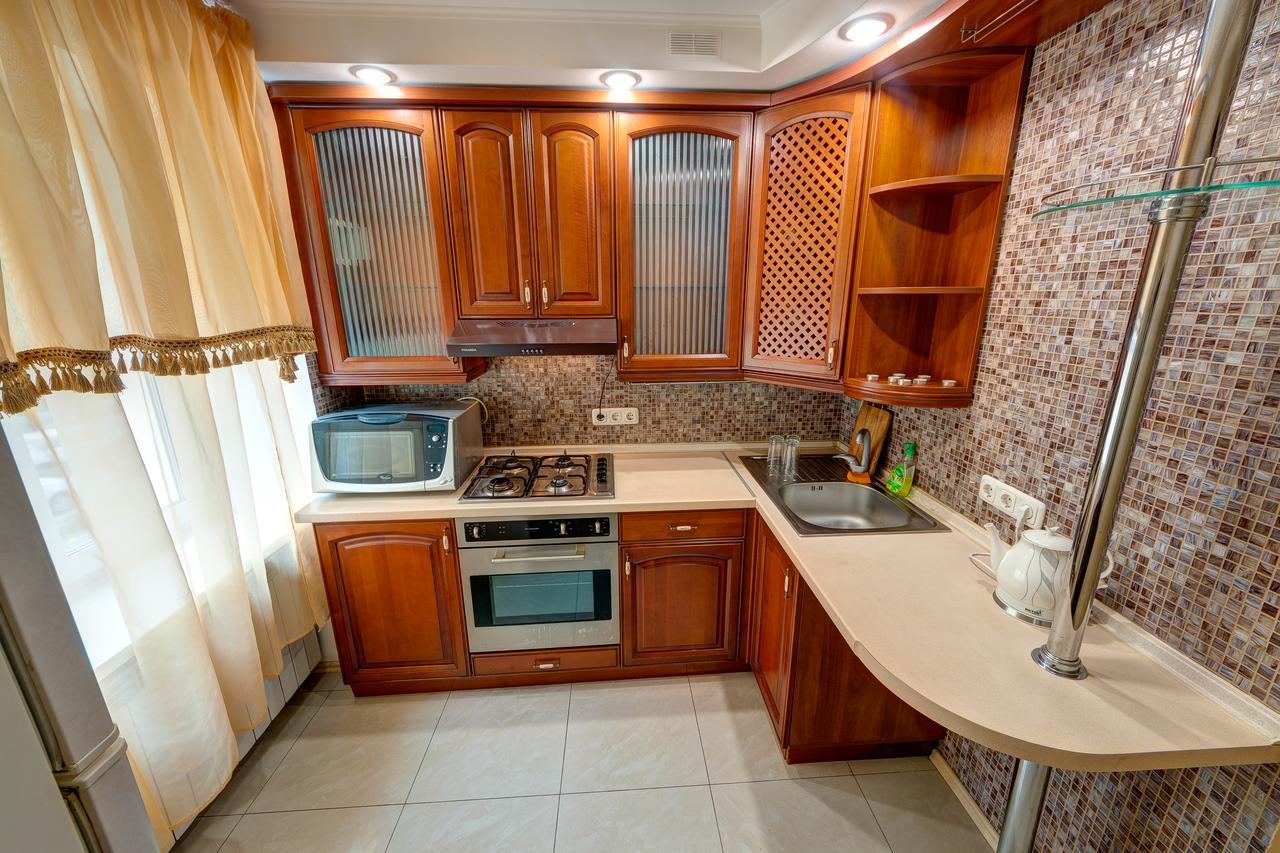 Apartamenty Na Dragomirova 10A Kijów Zewnętrze zdjęcie