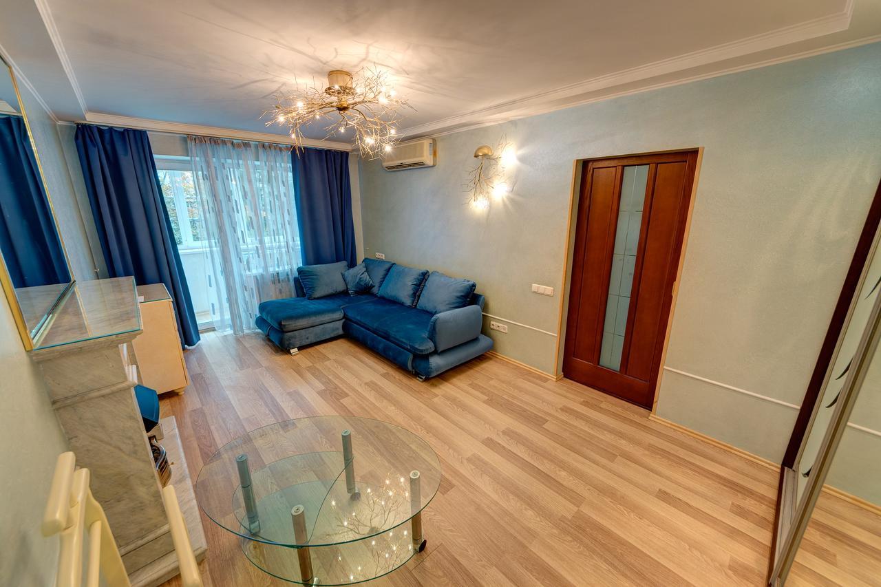 Apartamenty Na Dragomirova 10A Kijów Zewnętrze zdjęcie